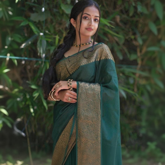 T-Touch Women's Soft Lichi Silk Solid Kanjivaram Saree (Green)